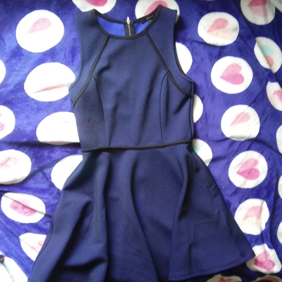 Dress - Picture 1 of 1